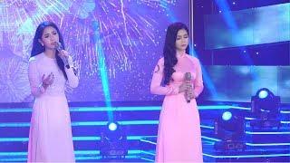 Hai chị em Phương Anh & Phương Ý xinh đẹp dịu dàng khoe giọng hát say đắm lòng người