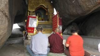 Kukkutapada Mountain - Kê Túc Sơn