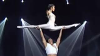 Guang Dong - Pas de deux - LE PLUS GRAND CABARET DU MONDE